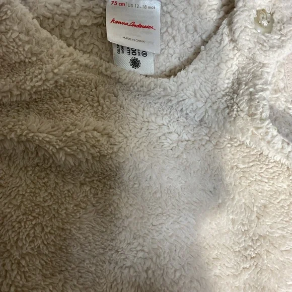 Hanna Andersson Cream Fleece Baby Outfit - Picture 2 of 2